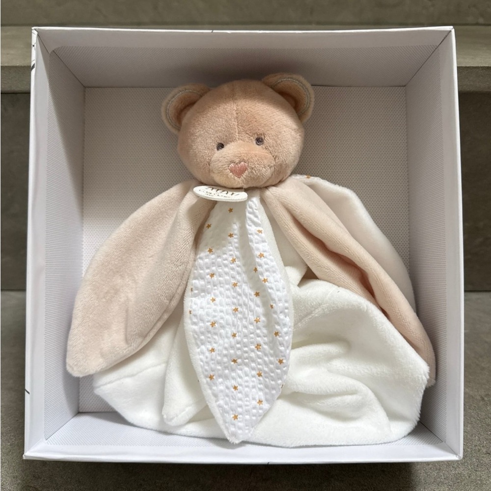 DOUDOU Bear security blanket